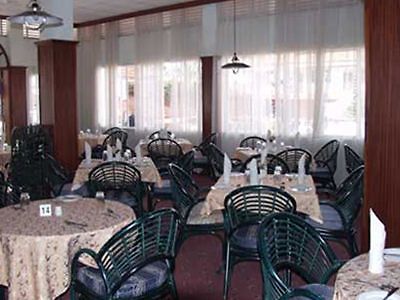 Mosa Court Apartments Kampala Interior photo